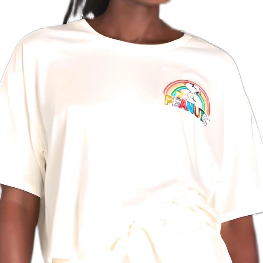 Peanuts Juniors Snoopy Graphic Skimmer T-shirt Cream, Med.
